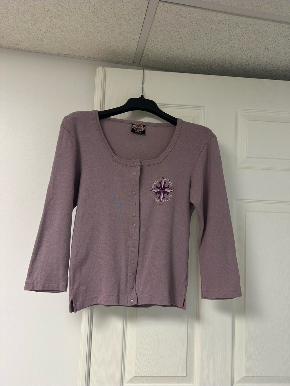 Harley-Davidson Dusty Lavender Button-Front Top with Embroidered Compass